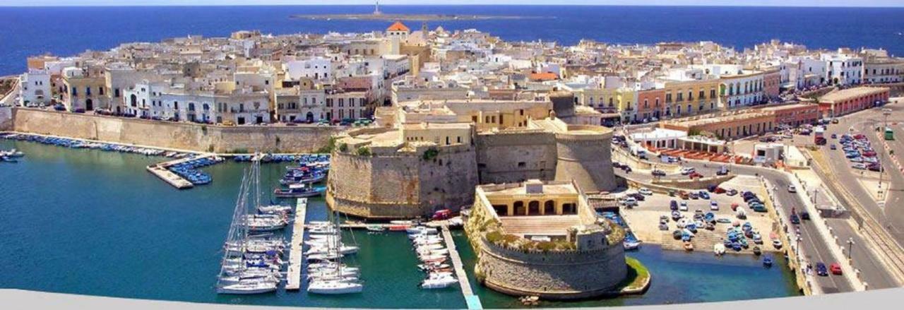 Minzoni Gallipoli Sul Mare E 130 Mt Dal Centro Exterior foto