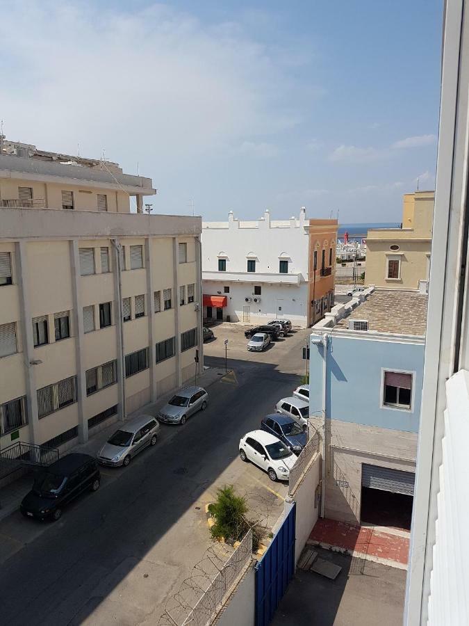 Minzoni Gallipoli Sul Mare E 130 Mt Dal Centro Exterior foto